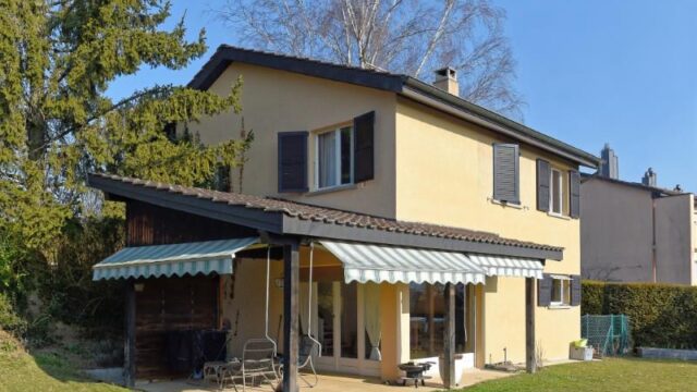 À vendre grande villa avec jardin à Bussigny (Vaud)
